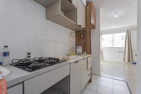 Apartamento à venda com 40m², 2 quartos e 1 vaga Apartamento à venda com 40m², 2 quartos e 1 vagaCozinha e Área de Serviço