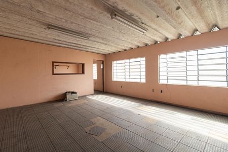 Casa para alugar com 300m², 3 quartos e 5 vagasSalão de festas