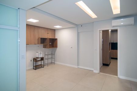 Apartamento à venda com 194m², 3 quartos e 1 vaga Apartamento à venda com 194m², 3 quartos e 1 vagaÁrea de Serviço