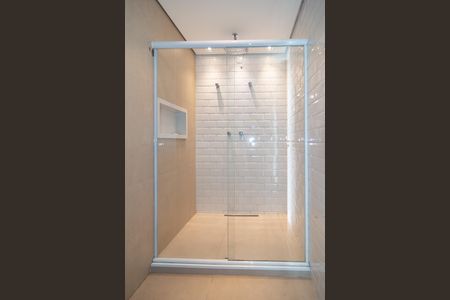 Apartamento à venda com 194m², 3 quartos e 1 vaga Apartamento à venda com 194m², 3 quartos e 1 vagaBanheiro da Suíte