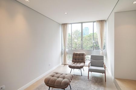 Apartamento à venda com 194m², 3 quartos e 1 vaga Apartamento à venda com 194m², 3 quartos e 1 vagaSala