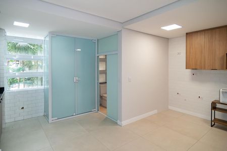 Apartamento à venda com 194m², 3 quartos e 1 vaga Apartamento à venda com 194m², 3 quartos e 1 vagaÁrea de Serviço