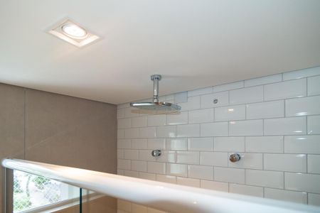 Apartamento à venda com 194m², 3 quartos e 1 vaga Apartamento à venda com 194m², 3 quartos e 1 vagaBanheiro da Suíte 2