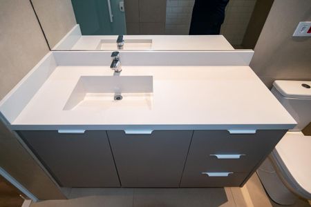 Apartamento à venda com 194m², 3 quartos e 1 vaga Apartamento à venda com 194m², 3 quartos e 1 vagaBanheiro da Suíte 2