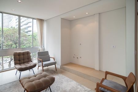 Apartamento à venda com 194m², 3 quartos e 1 vaga Apartamento à venda com 194m², 3 quartos e 1 vagaSala