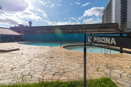 Apartamento para alugar com 46m², 1 quarto e sem vaga Apartamento para alugar com 46m², 1 quarto e sem vagaÁrea comum - Piscina