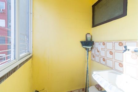 Apartamento para alugar com 46m², 1 quarto e sem vaga Apartamento para alugar com 46m², 1 quarto e sem vagaCozinha e Área de Serviço