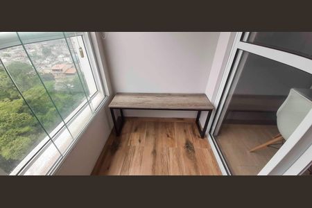 Apartamento para alugar com 48m², 2 quartos e 1 vagaSacada