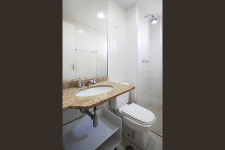 Apartamento à venda com 65m², 2 quartos e 2 vagasBanheiro da Suíte 