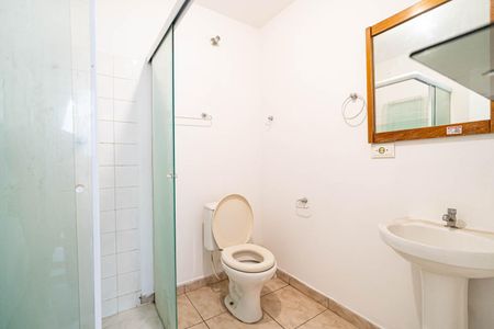 Casa para alugar com 280m², 8 quartos e sem vaga Casa para alugar com 280m², 8 quartos e sem vagaBanheiro Social 2