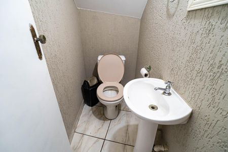 Casa para alugar com 280m², 8 quartos e sem vaga Casa para alugar com 280m², 8 quartos e sem vagaLavabo