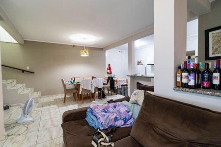 Casa para alugar com 280m², 8 quartos e sem vaga Casa para alugar com 280m², 8 quartos e sem vagaSala/Cozinha