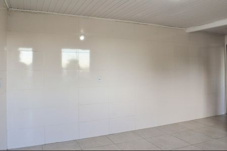 Casa para alugar com 40m², 1 quarto e 1 vaga Casa para alugar com 40m², 1 quarto e 1 vagaSala e cozinha