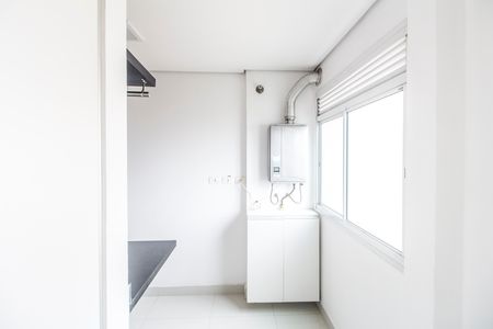 Área de Serviço de apartamento para alugar com 2 quartos, 91m² em Tamboré, Barueri