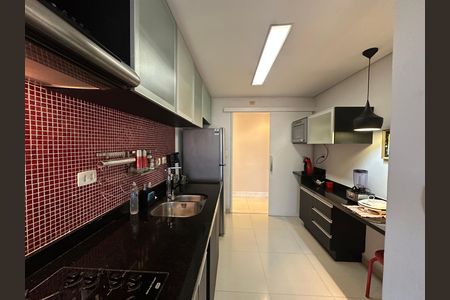 Apartamento para alugar com 91m², 2 quartos e 2 vagas Apartamento para alugar com 91m², 2 quartos e 2 vagasCozinha