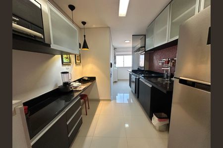 Apartamento para alugar com 91m², 2 quartos e 2 vagas Apartamento para alugar com 91m², 2 quartos e 2 vagasCozinha