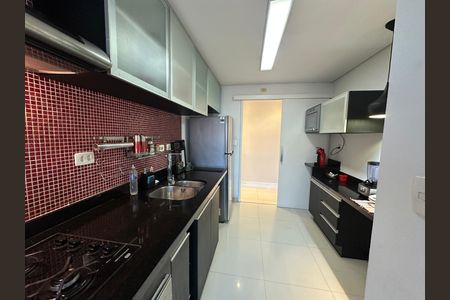 Apartamento para alugar com 91m², 2 quartos e 2 vagas Apartamento para alugar com 91m², 2 quartos e 2 vagasCozinha