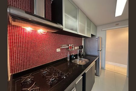 Apartamento para alugar com 91m², 2 quartos e 2 vagas Apartamento para alugar com 91m², 2 quartos e 2 vagasCozinha
