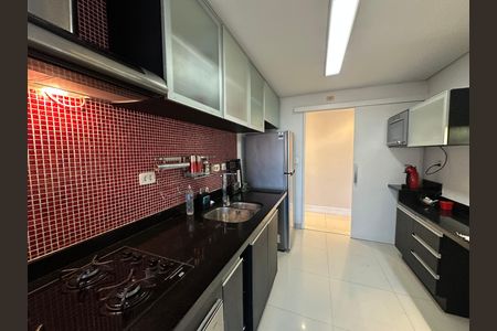 Apartamento para alugar com 91m², 2 quartos e 2 vagas Apartamento para alugar com 91m², 2 quartos e 2 vagasCozinha