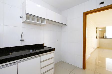 Apartamento para alugar com 107m², 3 quartos e 2 vagasCozinha