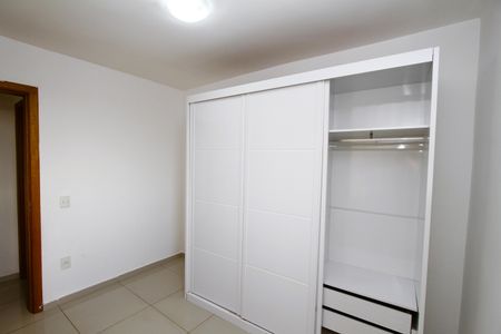 Apartamento para alugar com 107m², 3 quartos e 2 vagasQuarto 2
