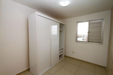 Apartamento para alugar com 107m², 3 quartos e 2 vagasQuarto 2