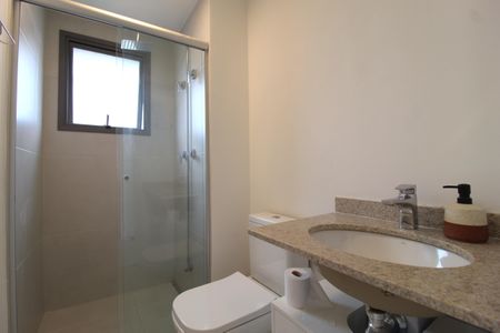 Banheiro de kitnet/studio para alugar com 1 quarto, 25m² em Planalto Paulista, São Paulo