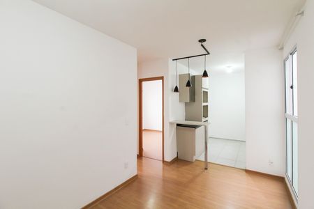 Sala de apartamento para alugar com 2 quartos, 42m² em Igara, Canoas