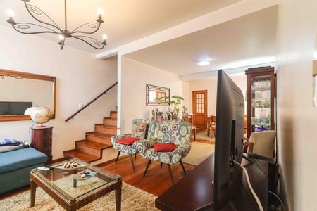 Casa à venda com 125m², 2 quartos e 2 vagasSala