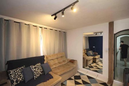 Sala de casa para alugar com 2 quartos, 150m² em Vila Industrial, São Paulo