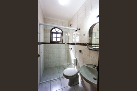 Casa para alugar com 200m², 3 quartos e 2 vagasBanheiro