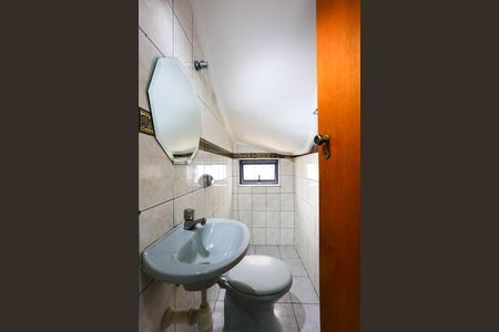 Casa para alugar com 200m², 3 quartos e 2 vagasLavabo