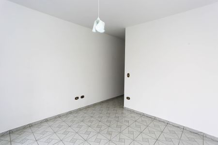 Casa para alugar com 200m², 3 quartos e 2 vagasSuite