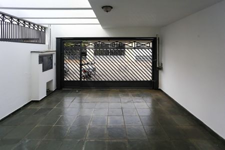  Sala vista de casa para alugar com 3 quartos, 200m² em Jardim Elizabeth, São Paulo
