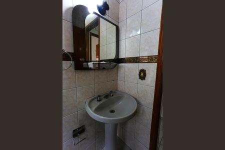 Casa para alugar com 200m², 3 quartos e 2 vagasBanheiro