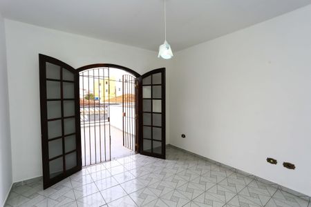 Casa para alugar com 200m², 3 quartos e 2 vagasSuite