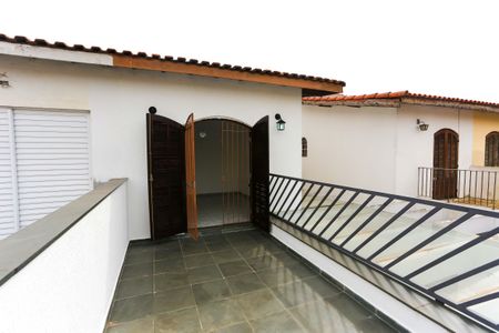 Casa para alugar com 200m², 3 quartos e 2 vagasSuite varanda