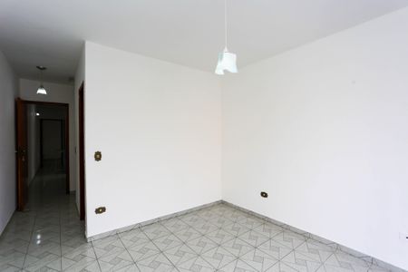 Casa para alugar com 200m², 3 quartos e 2 vagasSuite