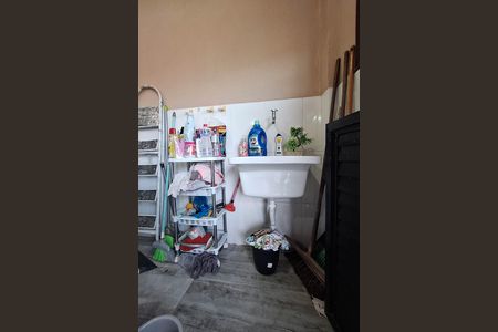 Casa para alugar com 360m², 2 quartos e 8 vagas Casa para alugar com 360m², 2 quartos e 8 vagasÁrea de Serviço