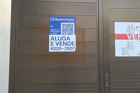 Casa para alugar com 360m², 2 quartos e 8 vagas Casa para alugar com 360m², 2 quartos e 8 vagasPlaca