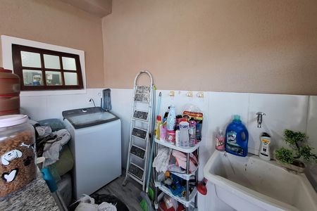 Casa para alugar com 360m², 2 quartos e 8 vagas Casa para alugar com 360m², 2 quartos e 8 vagasÁrea de Serviço
