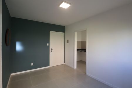 Sala de apartamento à venda com 3 quartos, 59m² em Passo das Pedras, Canoas