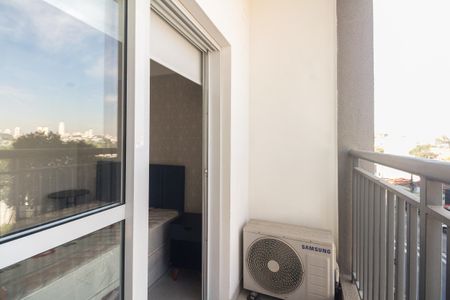 Studio para alugar com 24m², 1 quarto e sem vaga Studio para alugar com 24m², 1 quarto e sem vagaVaranda