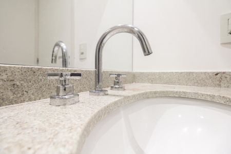 Studio para alugar com 24m², 1 quarto e sem vaga Studio para alugar com 24m², 1 quarto e sem vagaBanheiro Social