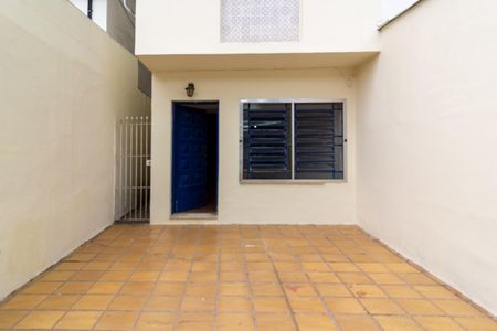Casa para alugar com 110m², 2 quartos e 2 vagas Casa para alugar com 110m², 2 quartos e 2 vagasGaragem