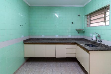 Casa para alugar com 110m², 2 quartos e 2 vagas Casa para alugar com 110m², 2 quartos e 2 vagasCozinha