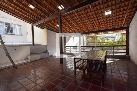 Casa à venda com 160m², 4 quartos e sem vaga