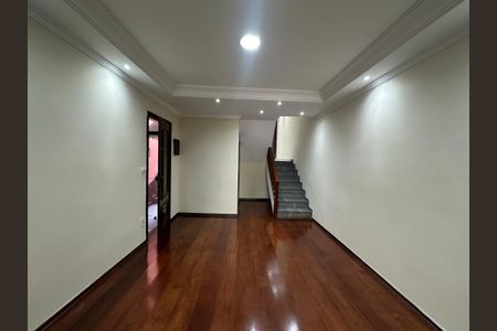 Sala de casa para alugar com 3 quartos, 240m² em Vila Engenho Novo, Barueri