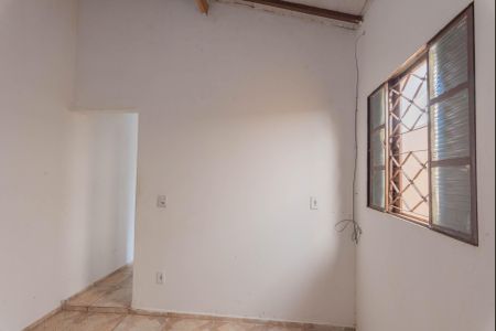 Sala/Quarto de casa para alugar com 1 quarto, 28m² em Jardim Santa Lúcia, Campinas