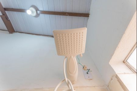 Banheiro de casa para alugar com 1 quarto, 28m² em Jardim Santa Lúcia, Campinas